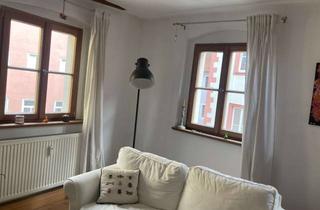 Wohnung mieten in Spiegelgasse 10, 93047 Innenstadt, Charmante 2-Zimmer-Altbauwohnung in der Regensburger Innenstadt