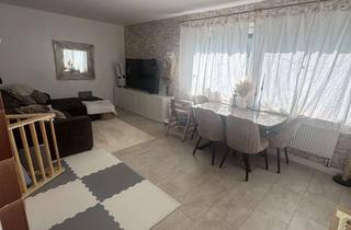 Wohnung mieten in Kolberger Straße 29, 50997 Rondorf, Viel Platz in Rondorf: 4-Zimmer-Wohnung mit Balkon