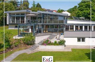 Villa kaufen in 72654 Neckartenzlingen, Anspruchsvolle Villa mit außergewöhnlichem Charme - Exklusives Wohnen in Neckartenzlingen