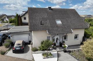 Einfamilienhaus kaufen in 56294 Münstermaifeld, Klassisches Einfamilienhaus mit Charme, Kamin und Sonnenterrasse