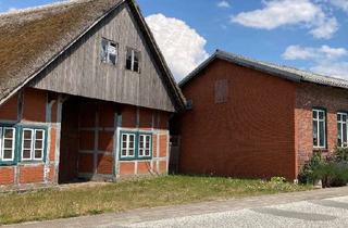 Einfamilienhaus kaufen in Schlagsdorfer Straße 10-14, 19217 Schlagsdorf, Freistehendes Einfamilienhaus, altes Bauernhaus und Baugrundstück im Herzen von Schlagbrügge