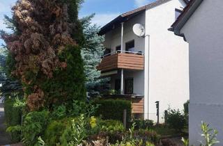Haus kaufen in 70736 Fellbach, In Zentrumsnähe, 2-3 Familien-Haus für Familien oder Teilvermietung mit 3 Balkonen, Stellplätze