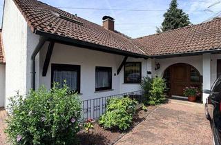 Haus kaufen in 63801 Kleinostheim, Wohnen in Bestlage am Wingert – Großzügiges Familiendomizil mit Einliegerwohnung, traumhaftem Garten
