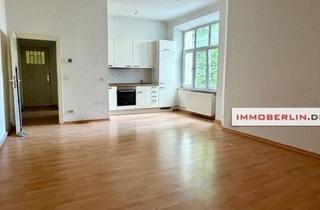 Wohnung kaufen in 10245 Berlin, IMMOBERLIN.DE - Angenehme Altbauwohnung mit Loggia in gefragter Kiezlage