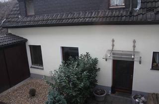 Haus mieten in Steckendorfer Straße 118, 47798 Stadtmitte, Reihenhaus mit 3,5 Zimmern in Krefeld-Stadtmitte
