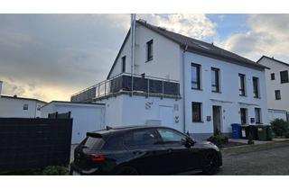 Haus mieten in Am Alten Sportplatz, 35423 Lich, Moderne Doppelhaushälfte mit Garten|XXL Balkon| Garage in Lich-Eberstadt - Einziehen + wohlfühlen –