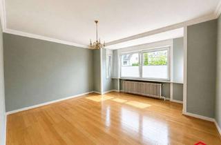 Wohnung kaufen in 60488 Praunheim, Wohnen im Grünen: 3 Zimmer Wohnung mit Terrasse, Garten und Garage