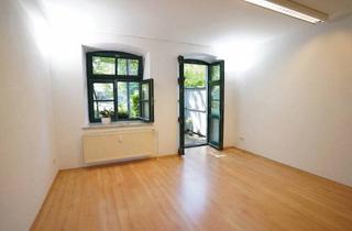 Wohnung kaufen in 86152 Innenstadt, Historischer Charme in Bestlage – Vielseitige Einheit mit Garten in der Jakobervorstadt