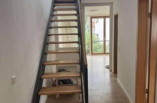 Wohnung mieten in 50996 Rodenkirchen, Charmante und lichtdurchflutete Maisonette-Wohnung im begehrten Auenviertel in Köln-Rodenkirchen