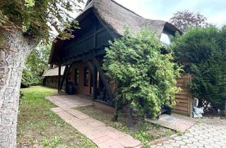 Wohnung mieten in Karl-Der-Große-Straße, 21357 Barum, Sylter Flair – Charmante 2-Zimmer-Dachgeschosswohnung im Reetdachhaus
