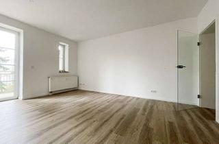 Wohnung mieten in Zeißstraße 73, 09131 Hilbersdorf, Schöne 2-Zimmerwohnung mit EBK und Balkon in ruhiger Lage!