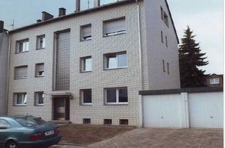 Wohnung mieten in An Der Thune 47, 33175 Bad Lippspringe, schöne Dach-Geschoss-Whg. 2 Zimmer, Küche, neues Bad Wanne u. Dusche. Ein Zimmer WG-mäßig .