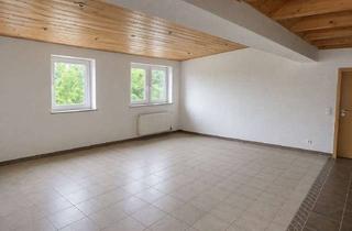Wohnung mieten in Sonnenhalde 28, 74834 Elztal, 3-ZKB Dachgeschosswohnung mit Balkon, Garage und Einbauküche