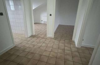 Wohnung mieten in Raiffeisenring 135, 48249 Dülmen, Helle Dachgeschosswohnung mit Wohnmobilstellplatz