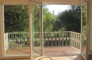 Wohnung mieten in 88212 Ravensburg, Exklusive 4,5 Zimmer DG-Wohnung in 2-Familienvilla, Nähe Elisabethen-Krankenhaus, Gymnasien