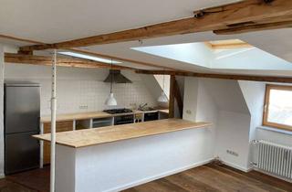 Wohnung mieten in Ruppertstraße 26, 80337 Ludwigsvorstadt-Isarvorstadt, Helle 3-Zimmer-Dachgeschosswohnung mit grossem Wohn-Essbereich
