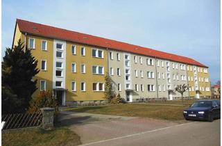 Wohnung mieten in Feldstraße 02, 04938 Uebigau, Zwei-Raum-Wohnung in der Feldstraße zu vermieten