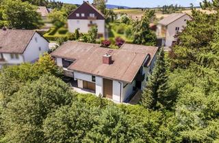 Villa kaufen in 95680 Bad Alexandersbad, Exklusive Architektenvilla mit privater Schwimmhalle, Marmorböden und eindrucksvoller Raumwirkung