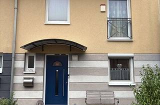 Haus kaufen in 50259 Pulheim, Wohnen mit Charakter: Gepflegtes Reihenmittelhaus in Pulheim
