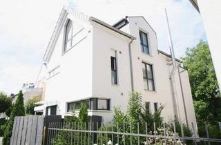 Haus mieten in Steinweg 5a, 65824 Schwalbach, Viel Platz in ambitionierter Architektur, Schwalbach am Taunus. Von Privat.