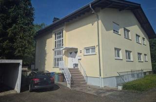 Doppelhaushälfte kaufen in 63486 Bruchköbel, Charmante Doppelhaushälfte mit Garage und viel Platz für die ganze Familie in Niederissigheim