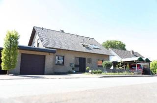 Haus kaufen in 32609 Hüllhorst, Hüllhorst - Wunderschönes Zweifamilienhaus auf dem Südhang Oberbauerschafts