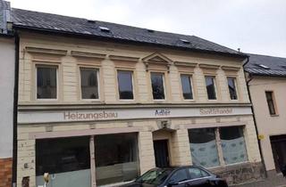 Haus kaufen in 08349 Johanngeorgenstadt, Johanngeorgenstadt - Wohn- und Geschäftshaus mit Ausbaupotenzial