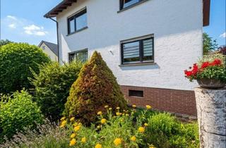 Wohnung kaufen in 68782 Brühl, Wohnen mit Spielraum – für heute und morgen. Zwei Wohnungen mit großem Garten!