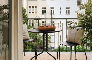 Wohnung kaufen in Dunckerstraße 85, 10437 Prenzlauer Berg, Helmholtzplatz - Bezugsfreies Altbaujuwel