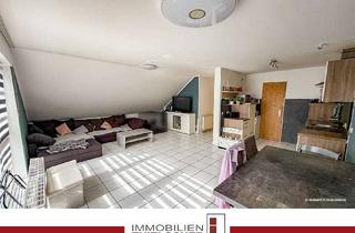 Wohnung kaufen in 52531 Übach-Palenberg, 3-Zimmer-Wohnung im Dachgeschoss mit Balkon, Blick ins Grüne und Außenstellplatz zentral in Boscheln