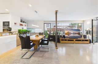 Wohnung kaufen in 72622 Nürtingen, Maisonette mit Hauscharakter im Architektenhaus | Große Dachterrasse | Nur 2 Wohneinheiten
