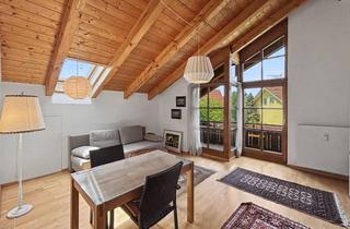 Wohnung kaufen in 83093 Bad Endorf, Sofort bezugsfreie 2-Zimmer-Dachgeschoss-Wohnung mit Tiefgarage und Balkon in Bad Endorf
