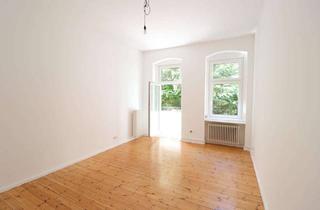 Wohnung mieten in Antwerpener Str. 00, 13353 Wedding, Frisch sanierte 2-Zimmer Altbauwohnung im Brüsseler Kiez | mit Balkon