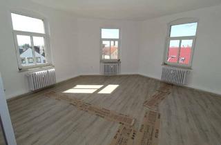 Wohnung mieten in Magdeburger Str. 31, 39307 Genthin, Attraktive & geräumige 3-Zimmerwohnung mit separater Küche, Tageslichtbad mit Badewanne