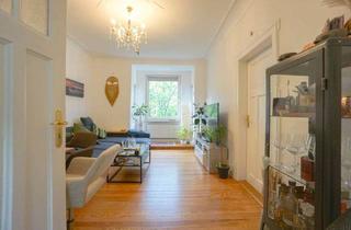 Wohnung mieten in 90478 Nürnberg, Großzügige 3,5-Zimmer-Wohnung mit Altbaucharme, Westbalkon und Einbauküche