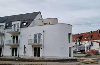 Wohnung mieten in Lerchenweg 80, 86156 Bärenkeller, Teilmöbliertes 1-Zimmer Appartement mit umlaufender großer Dachterrasse und Abstellraum