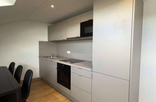 Wohnung mieten in Wiesenstraße 13, 60385 Nordend-Ost, Frankfurt Bornheim: 3er WG Neugründung (kernsaniert & möbliert)