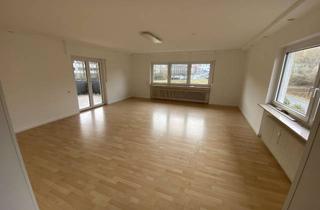 Wohnung mieten in Untere Kreisstr., 64367 Mühltal, 5-Raum-Terassenwohnung mit EBK und Garten