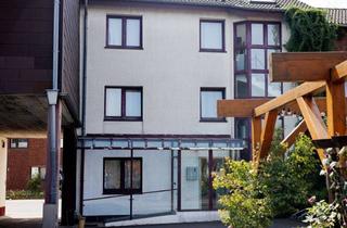 Reihenhaus kaufen in 52353 Düren, Viel Platz für Ihre Ideen: provisionsfrei: Großzügiges Reihenhaus 9 Zimmer auf 3 Etagen in Düren