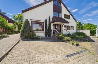 Einfamilienhaus kaufen in 71334 Waiblingen, Großzügiges Einfamilienhaus inkl. Einliegerwohnung mit Stellplätzen und Garage