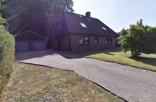 Einfamilienhaus kaufen in 25551 Hohenlockstedt, Einfamilienhaus auf großem Grundstück in Hohenlockstedt sucht neue Bewohner