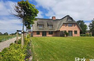 Haus kaufen in 25980 Sylt, Exklusive Haushälfte in begehrter Wohnlage !