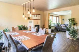 Haus kaufen in 75323 Bad Wildbad, Stilvoll modernisiertes Wohnhaus in ruhiger Wohnlage mit herrlichem Panoramablick über Calmbach.