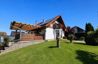 Einfamilienhaus kaufen in 04860 Torgau, Viel Platz im Grünen: Einfamilienhaus mit überdachter Terrasse, Balkon und Doppelgarage nahe Torgau