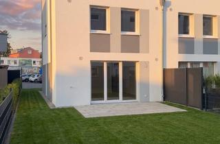Haus mieten in Clever Landstraße 56C, 23611 Bad Schwartau, Erstbezug im Neubau! Lichtdurchflutetes Reihenendhaus mit EBK, Dachterrasse