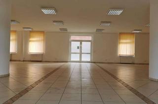 Büro zu mieten in Markt 6b, 15344 Strausberg, Sehr große und sanierte Gewerbefläche für Atelier, Einzelhandel, Büro etc.