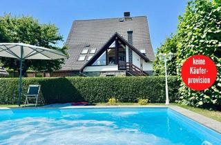 Haus kaufen in 17335 Strasburg, HORN IMMOBILIEN ++ RESERVIERT! Die Perle von Strasburg! Haus, Schwimmpool, Nebengebäude, 3 Kamine, 2 Garagen,EBK
