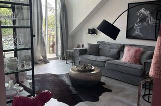 Wohnung kaufen in 45470 Holthausen, Stylische Dachgeschosswohnung mit toller Raumaufteilung und Südbalkon