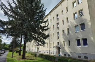 Wohnung mieten in Rosa-Luxemburg-Ring 1-14, 07586 Bad Köstritz, 3-Zimmer Wohnungen mit Potenzial – 2 Kaltmieten frei