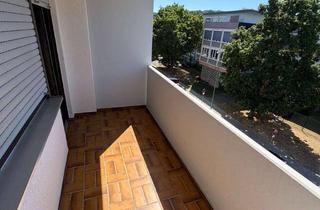 Wohnung mieten in Altstädter Kirchenweg 11, 75175 Oststadt, 2-Zimmer-Wohnung in Pforzheim mit Tiefgaragenstellplatz und Einbauküche